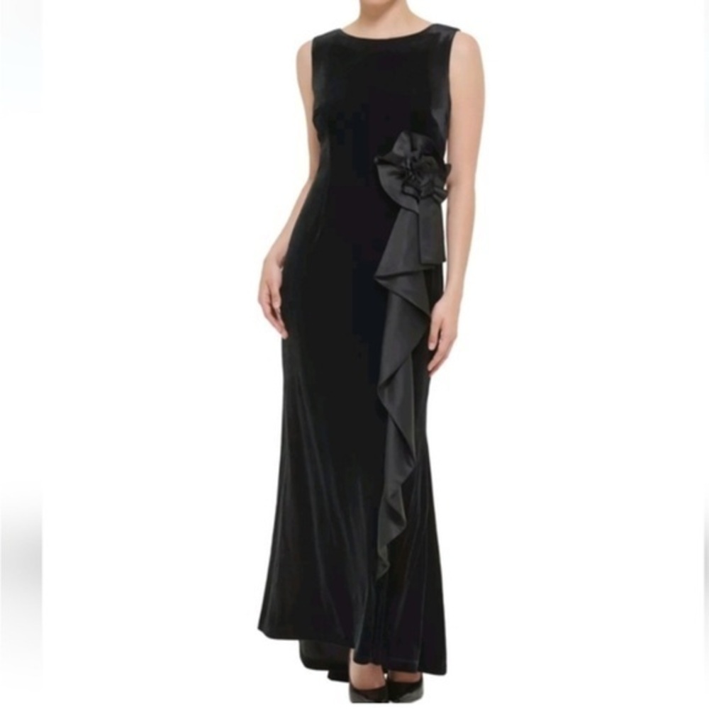 Jessica Howard Black Velvet Rosette Maxi Dress
